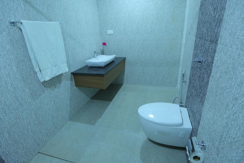 Mistygreen Homestay Thekkady Buitenkant foto